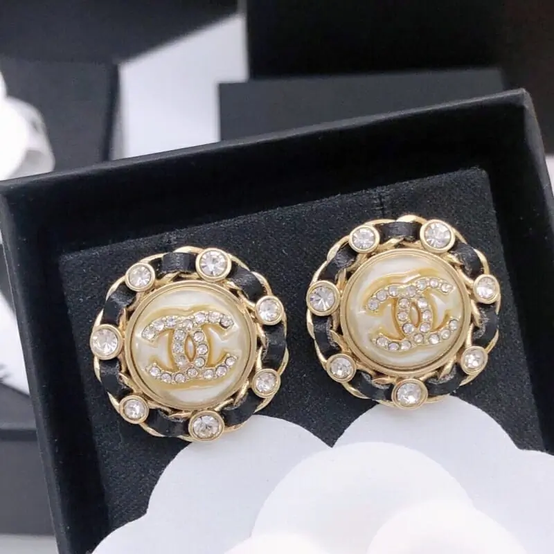 chanel boucles doreilles pour femme s_122ab1b2